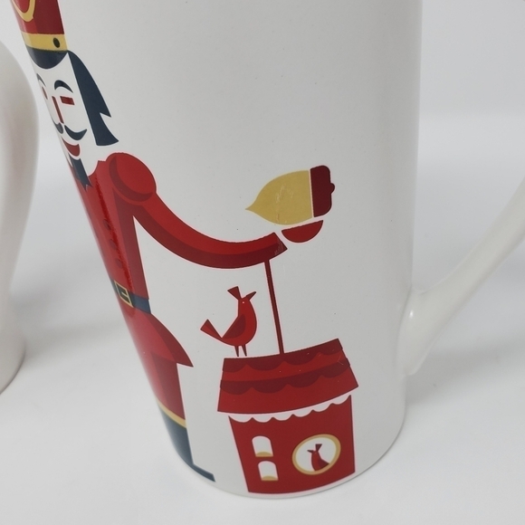 STARBUCKS RETIRED CERAMIC COFFEE MUGS HOLIDAY 2012 SET OF TWO NUTCRACKER - Picture 6 of 11